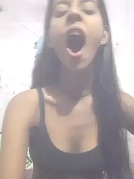 Saloni-Tyagi Cameră chat live