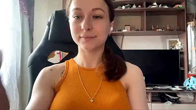 TaIliedGuest Adlı Modelin Canlı Sohbet Odası