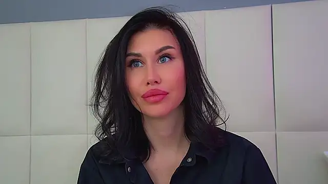 Živá chatovací místnost KaylaMous
