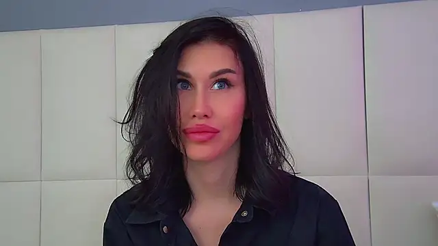 Živá chatovací místnost KaylaMous