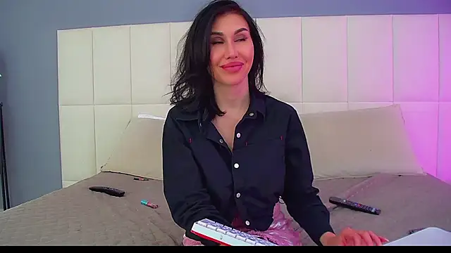 KaylaMous – live chatrum