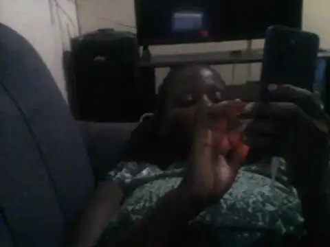 Angelbee_ – live chatrum