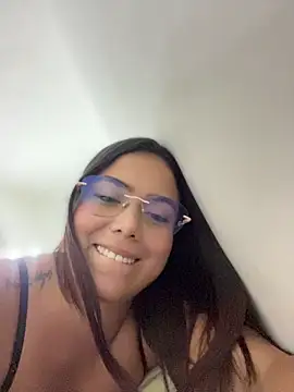 Chat soba uživo modela Thaix_