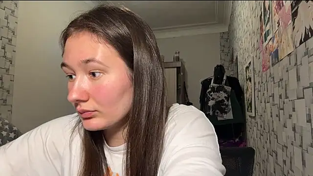 InesBarraz's Live Chat Room
