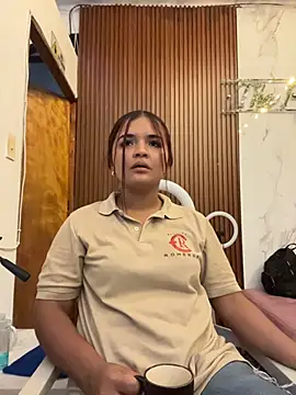 ห้องแชทสดของ CrystalCarrington