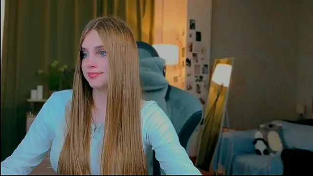 Živá chatovací místnost yourbeautyarya
