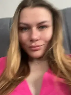 MonoGirl's Webcam Show