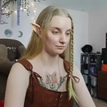 Elfie_Agatha Live Chatraum