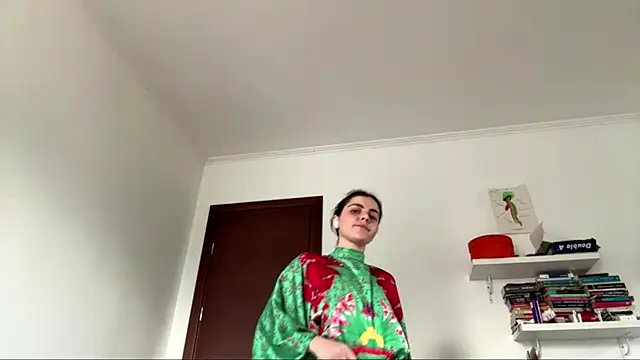 MarisaKomar чат на жи во