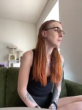 Phòng Chat Trực Tiếp Anomaly_Allie