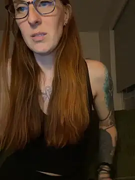 Anomaly_Allie's Live Chat Room