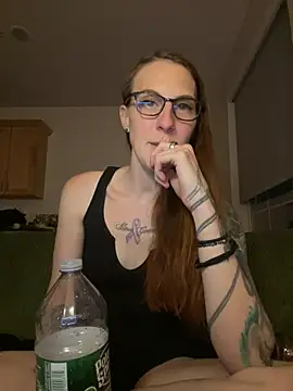 Anomaly_Allie Adlı Modelin Canlı Sohbet Odası