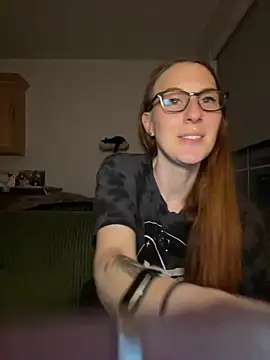Anomaly_Allie Cameră chat live