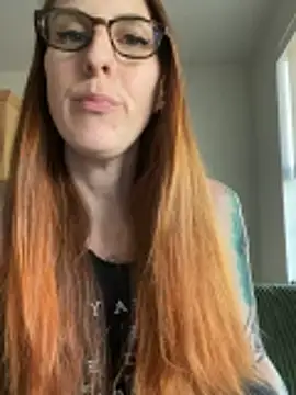Anomaly_Allie Live chatroom