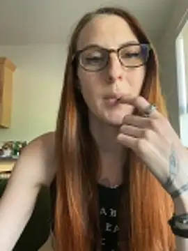 Anomaly_Allie Adlı Modelin Canlı Sohbet Odası