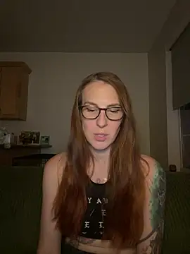 Sala de chat en directo de Anomaly_Allie