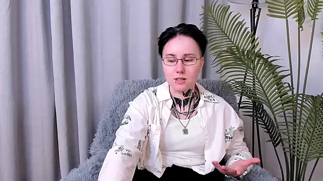 Sala de chat en directo de LeonOsbey