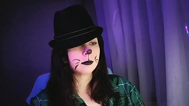 KattyySummer Adlı Modelin Canlı Sohbet Odası