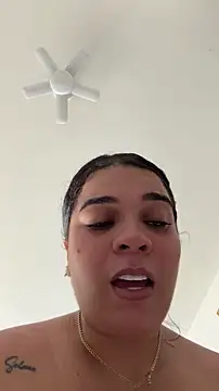 Siri_Luxx Live chatroom