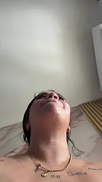 Siri_Luxx Live Chatrum
