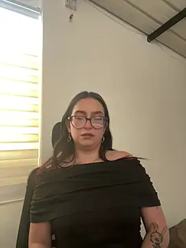 Kloenovoa- Cameră chat live