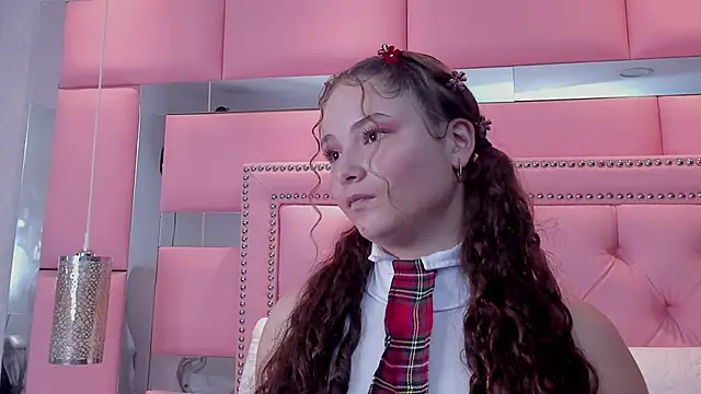 CamilaSaez Adlı Modelin Canlı Sohbet Odası