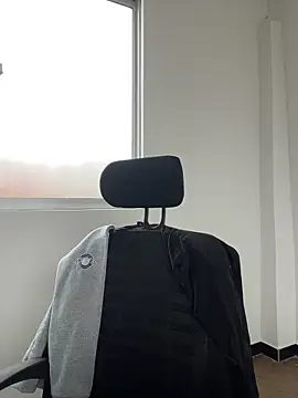 Živá chatovací místnost Juliethademon