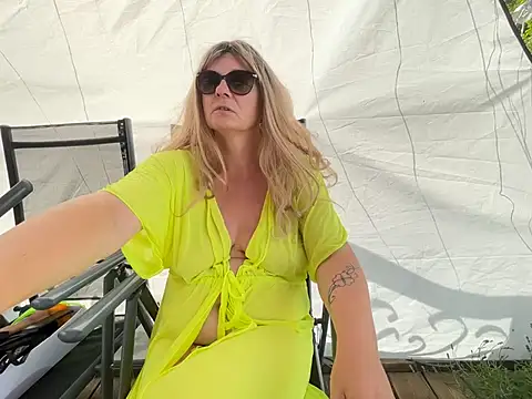 DirtyMarie80 Live Sex Cam-Show