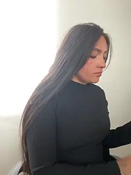 Alyha_cortes_ Cameră chat live