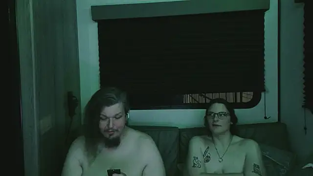 Živá chatovací místnost RavenLune