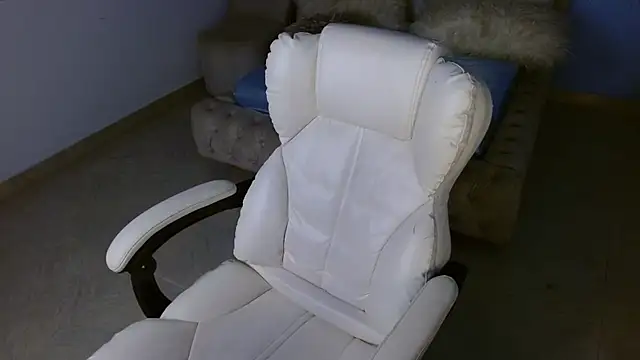 Živá chatovací místnost dashell_hotmama