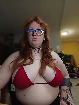 CURVYSAKURA – Naživo XXX chat