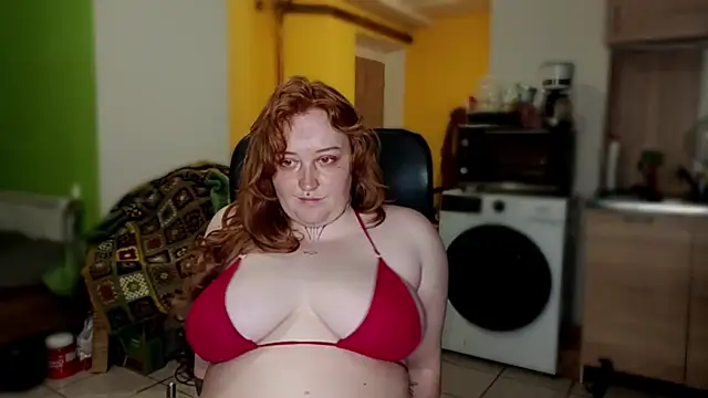 CURVYSAKURA's Live Chat Room