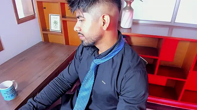 Teaserhoussejj_n Live chat-huone