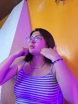 Chat soba uživo modela Mile_Evanns