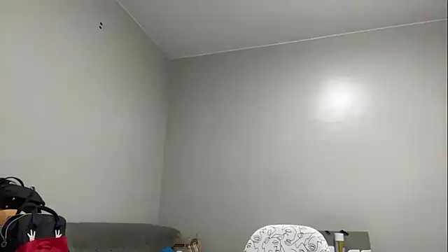 JulianaLusardi – live chatrum