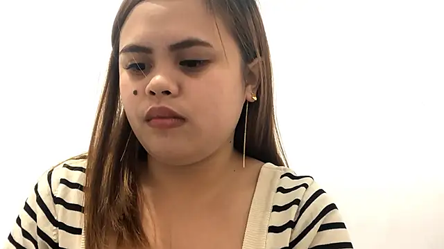 MarryKnebel Adlı Modelin Canlı Sohbet Odası