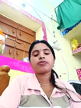 KRITIKA01990 Live Chatraum