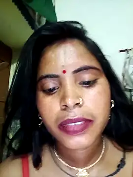 KRITIKA01990 Live Chatraum