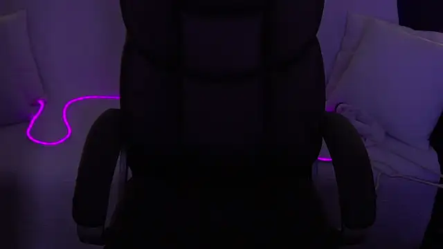 Pokój czatu na żywo – Sasha_Foxyyy