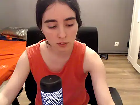 Sala de chat en directo de SAyonara_Bee