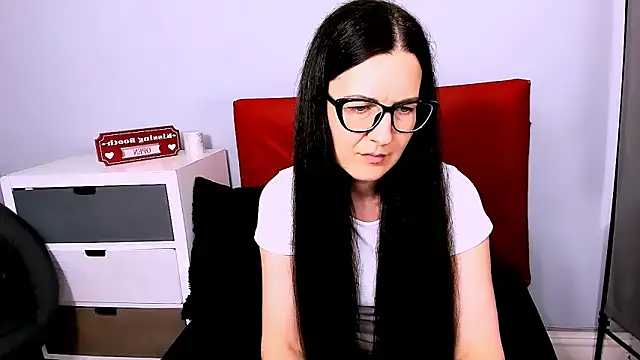 NadiaXlove Cameră chat live