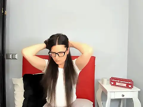 NadiaXlove – Kamerová šou