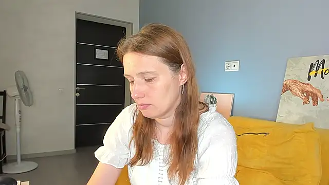 غرفة دردشة Kathrine-Meyer المباشرة