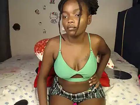 EMMAISBELLA – live chatrum