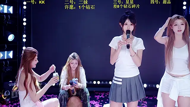 Comebaby007 现场性爱视讯表演