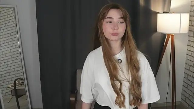 غرفة دردشة AsiaHefley المباشرة
