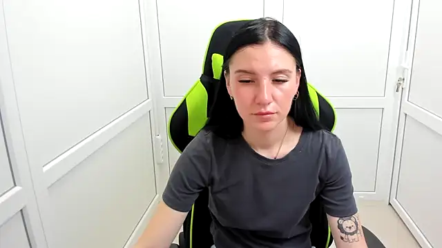 غرفة دردشة PatteMeoww المباشرة