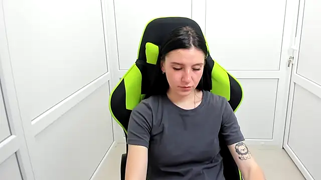PatteMeoww – Naživo chatovacia miestnosť