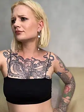 sugarcatcloe – Naživo XXX chat